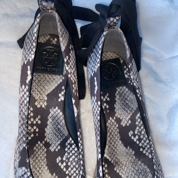 Tory Burch 'Heather' 40mm Ankle Wrap Espadrille Wedge Snake 7.5 M - Picture 5 of 12